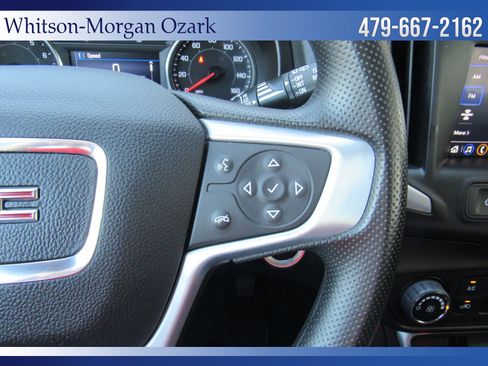 Used 2024 GMC Terrain SLE image 36