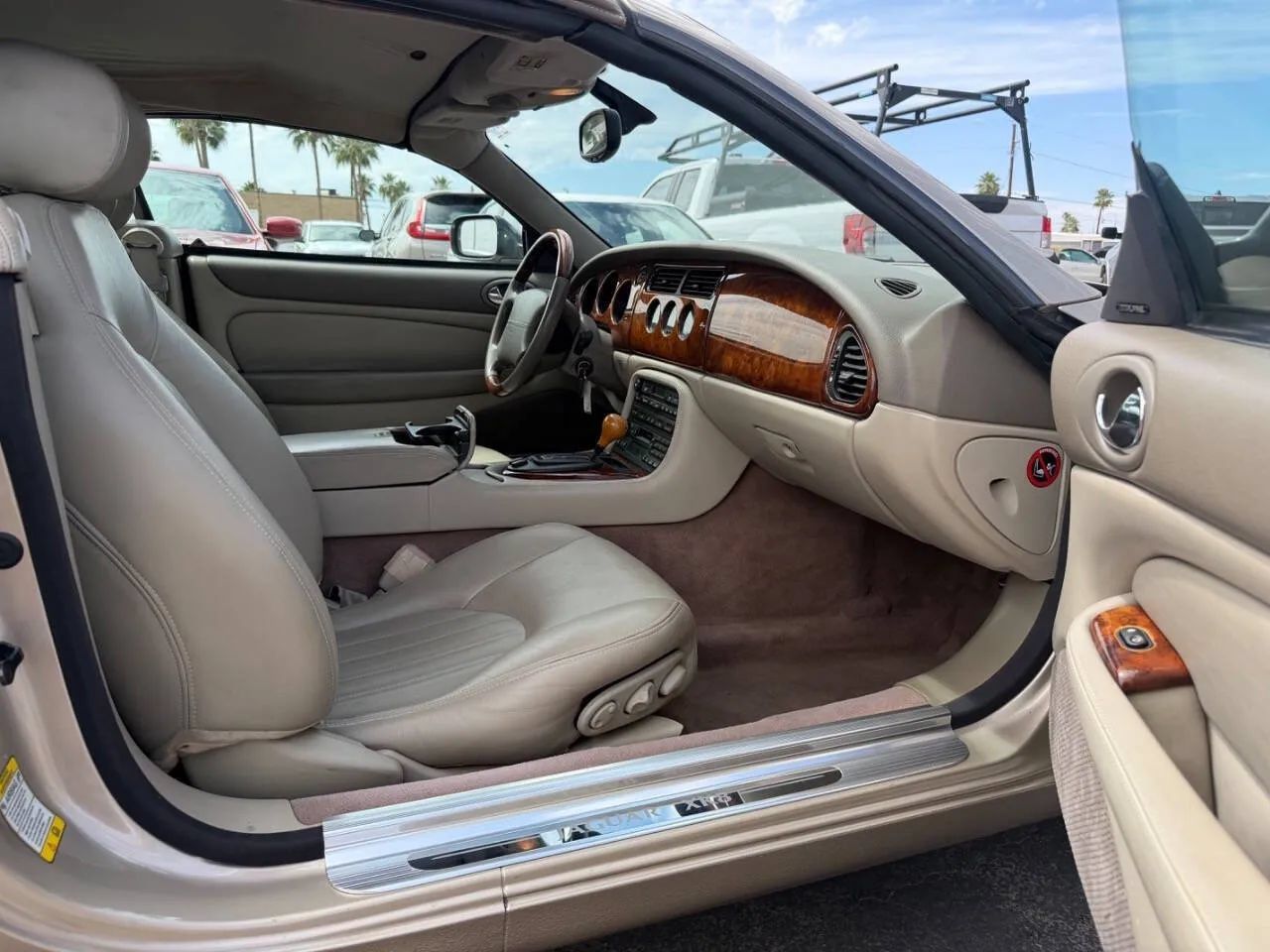 Used 2002 Jaguar XK8 Convertible RWD image 21