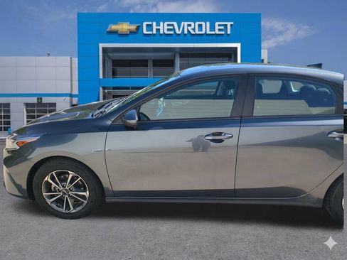 Used 2024 Kia Forte LXS FWD image 13