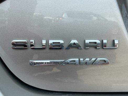 Used 2016 Subaru Legacy 2.5i Premium AWD/4WD image 21