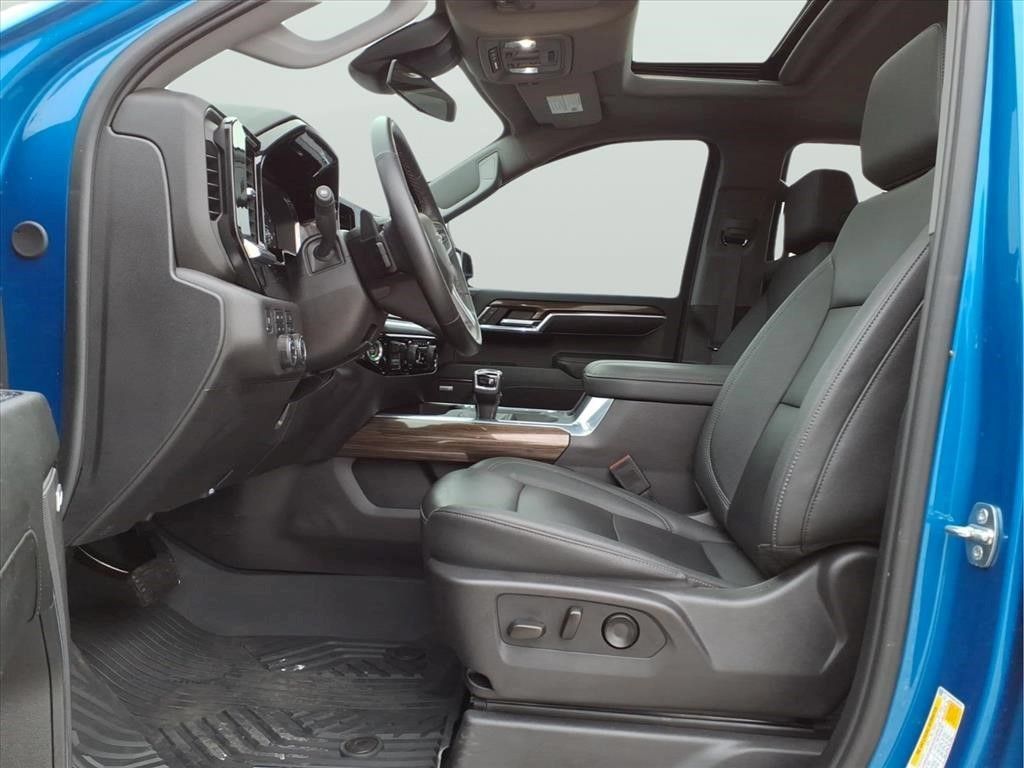 Certified 2024 Chevrolet Silverado 1500 LT Trail Boss w/ Convenience Package II AWD/4WD image 16