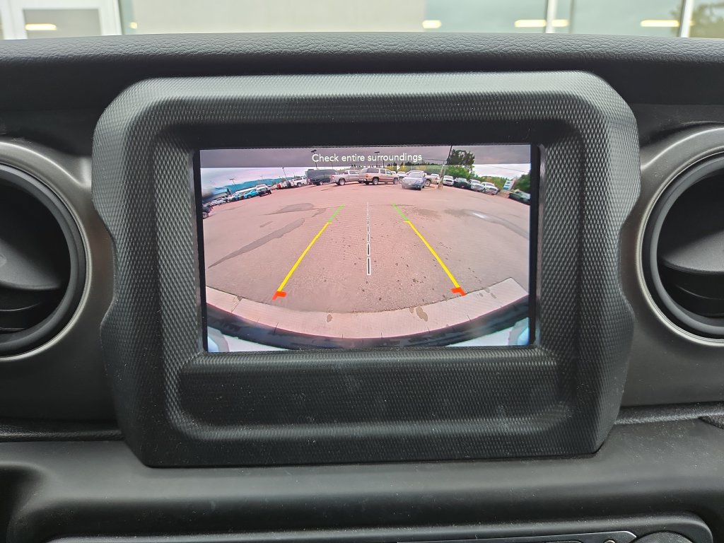 Used 2023 Jeep Wrangler Sport AWD/4WD image 23