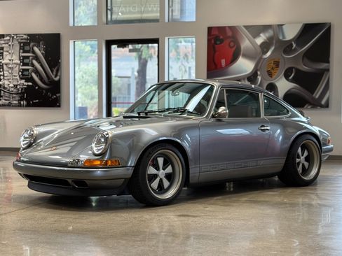 Used 1989 Porsche 911 Carrera 4 image 1