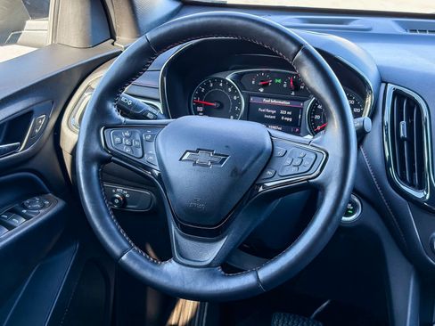 Used 2022 Chevrolet Equinox RS w/ Infotainment Package image 14