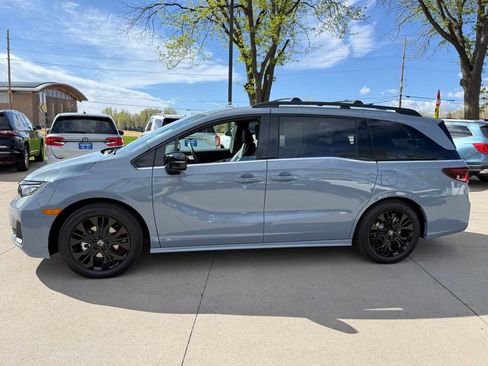 Used 2026 Honda Odyssey Sport-L image 9