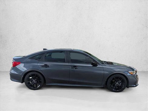 Used 2024 Honda Civic Sport image 4