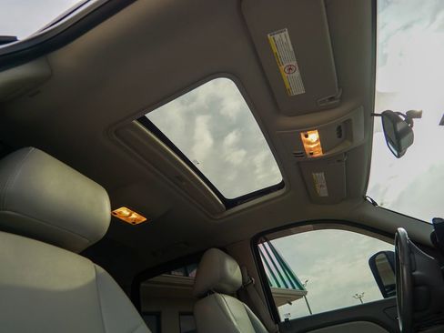 Used 2013 Chevrolet Silverado 2500 LTZ w/ LTZ Plus Package image 31