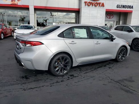 New 2026 Toyota Corolla SE image 3