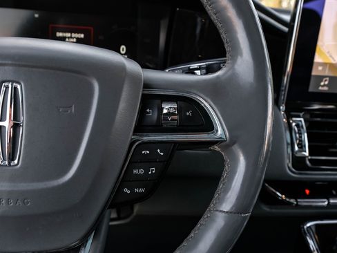 Used 2018 Lincoln Navigator Reserve w/ Technology Package image 23