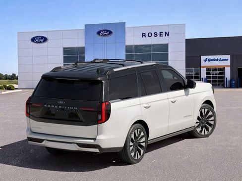 New 2026 Ford Expedition Platinum w/ Driver's Package AWD/4WD image 3