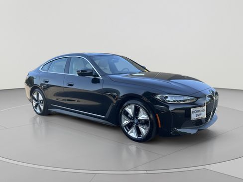 Used 2023 BMW i4 eDrive40 w/ Premium Package RWD image 11