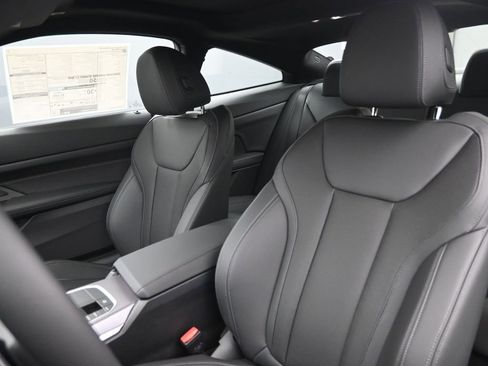 New 2026 BMW M440i Coupe RWD image 13