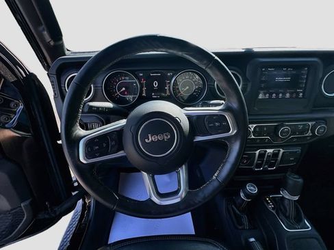 Used 2019 Jeep Wrangler Unlimited Sahara w/ Cold Weather Group AWD/4WD image 12