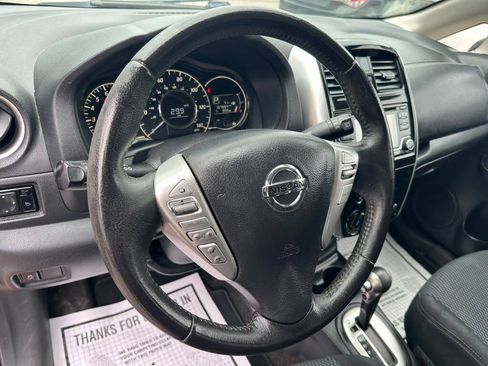 Used 2016 Nissan Versa Note SV FWD image 12