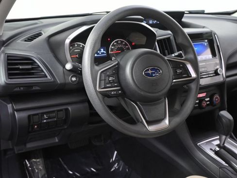 Used 2018 Subaru Impreza 2.0i Premium AWD/4WD image 12