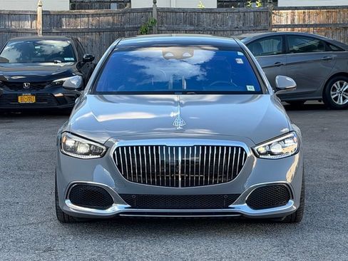 Used 2022 Mercedes-Benz Maybach S 580 4MATIC image 2