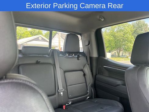 Used 2022 GMC Sierra 1500 SLT w/ SLT Premium Plus Package AWD/4WD image 10