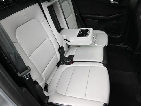 Certified 2023 Ford Escape Platinum image 28