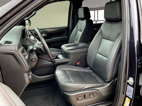 Used 2022 Chevrolet Tahoe RST w/ Luxury Package image 26