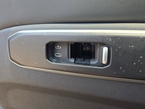 Used 2024 BMW X5 xDrive40i image 41