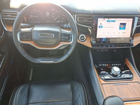 Used 2024 Jeep Grand Wagoneer L Series III image 26