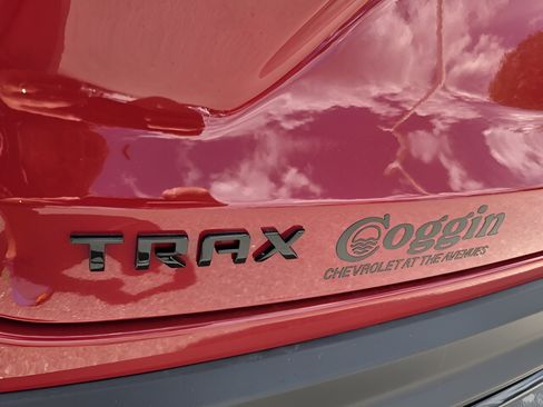New 2026 Chevrolet Trax RS w/ Sunroof Package FWD image 30