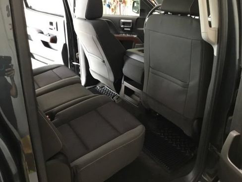 Used 2017 GMC Sierra 1500 SLE w/ SLE Value Package AWD/4WD image 42