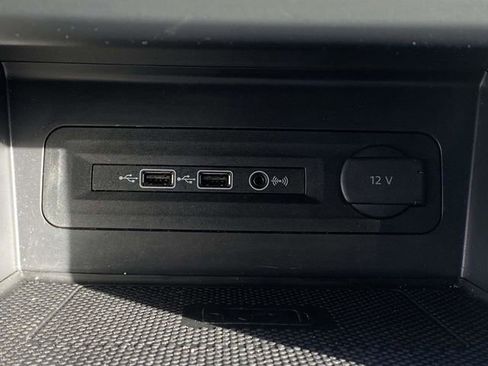 Used 2021 Volkswagen Atlas SE image 28