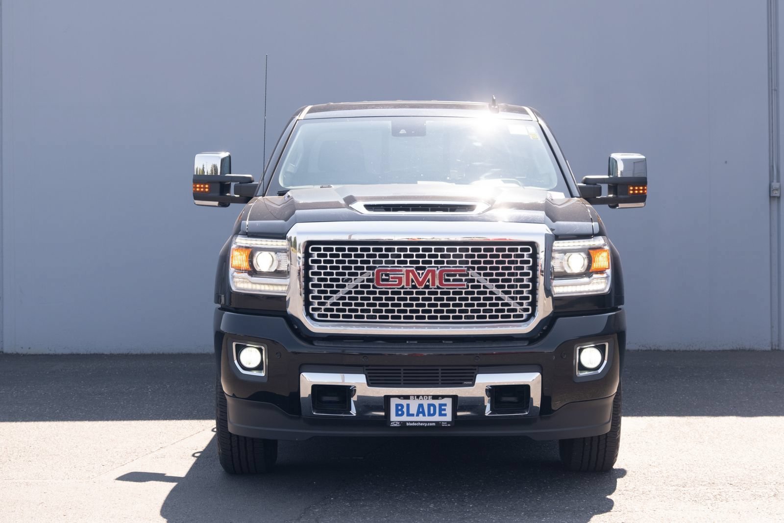 Used 2017 GMC Sierra 3500 Denali AWD/4WD image 23