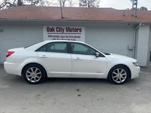 Used 2009 Lincoln MKZ AWD image 4