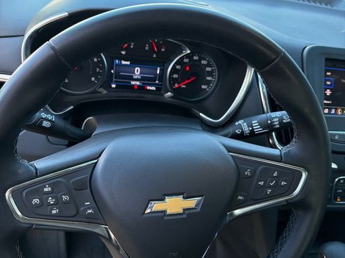 Used 2024 Chevrolet Equinox LT w/ LPO, Floor Liner Package AWD/4WD image 12