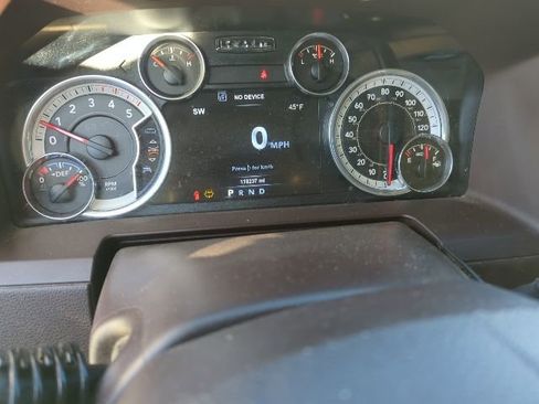 Used 2015 RAM 3500 Laramie AWD/4WD image 6