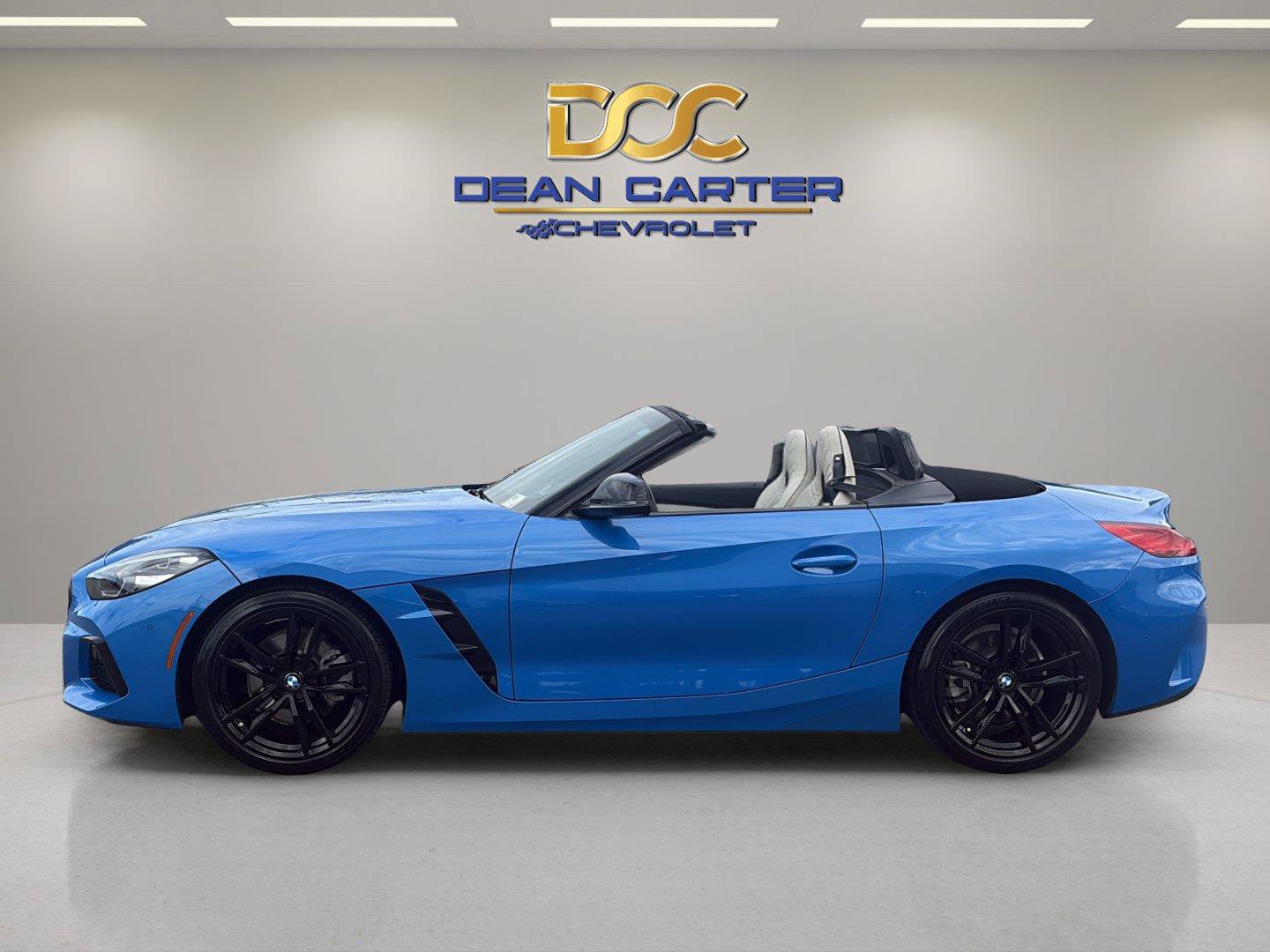 Used 2020 BMW Z4 sDrive30i w/ Executive Package RWD image 2