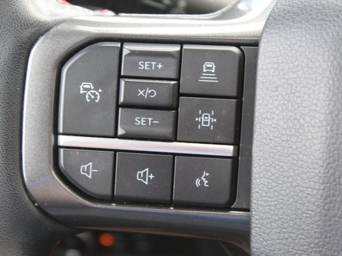Used 2023 Ford Expedition Limited AWD/4WD image 24