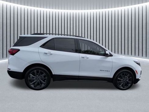 Certified 2024 Chevrolet Equinox RS AWD/4WD image 3