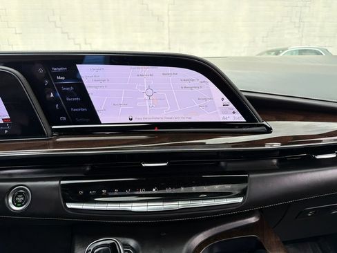 Used 2023 Cadillac Escalade Sport Platinum w/ LPO, ONYX Package AWD/4WD image 24