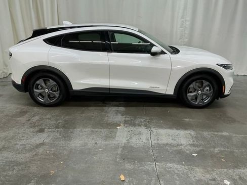 Used 2022 Ford Mustang Mach-E Select w/ Comfort/Technology Package image 2