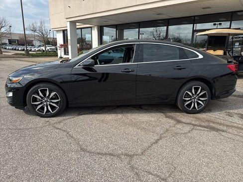 Used 2024 Chevrolet Malibu RS w/ LPO, Floor Liner Package image 4