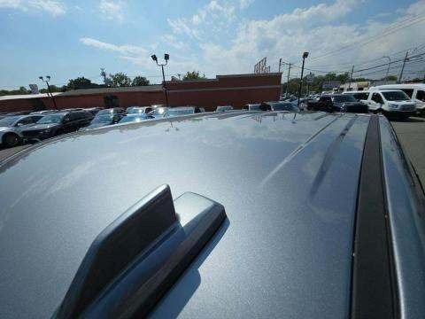 Used 2025 GMC Sierra 1500 SLT AWD/4WD image 15