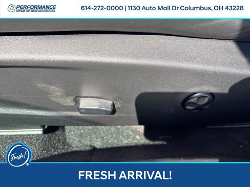 Used 2019 Dodge Challenger SRT Hellcat Redeye image 17