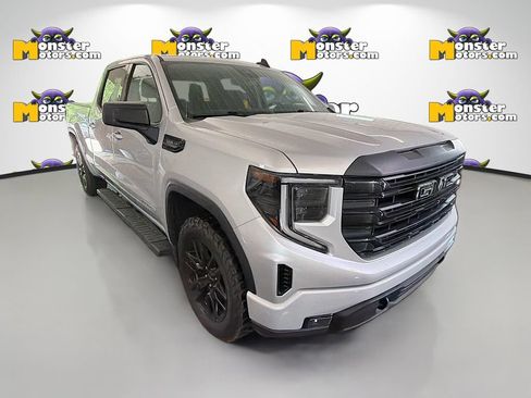 Used 2022 GMC Sierra 1500 Elevation AWD/4WD image 3