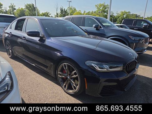 Used 2023 BMW M550i xDrive w/ Dynamic Handling Package AWD/4WD image 1