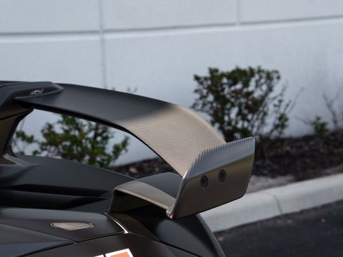 Used 2020 Lamborghini Aventador SVJ AWD/4WD image 43