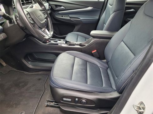 Used 2022 Chevrolet Bolt EUV Premier w/ Sun & Sound Package image 23