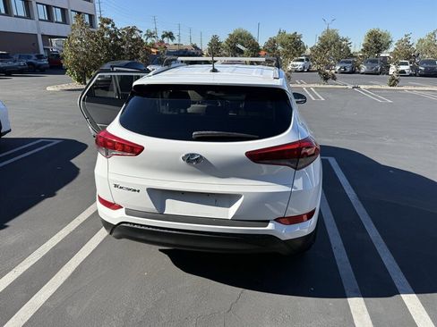 Used 2017 Hyundai Tucson SE image 23