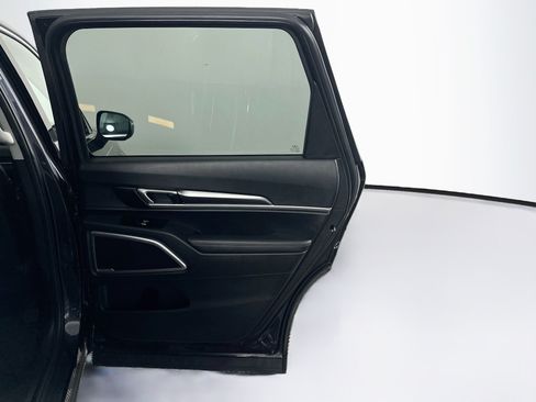 Used 2025 Kia Telluride S FWD image 33