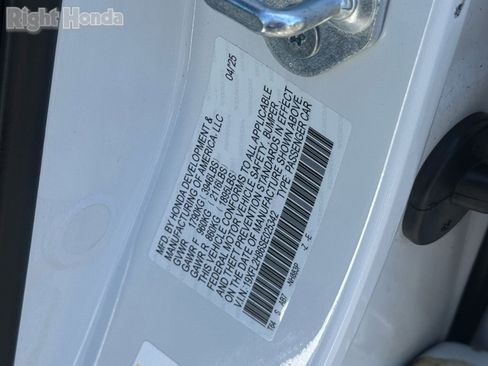 Used 2025 Honda Civic Sport image 34