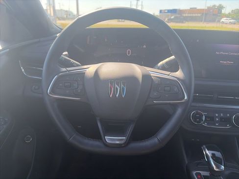 Used 2025 Buick Envista Preferred w/ Convenience I Package FWD image 14