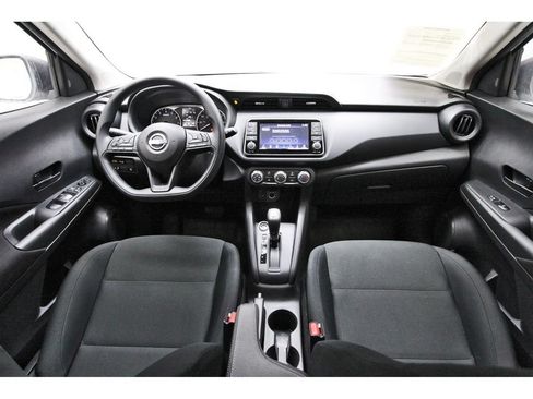Used 2025 Nissan Kicks Play S FWD image 6