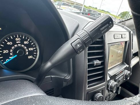 Used 2017 Ford F150 XLT w/ Equipment Group 302A Luxury AWD/4WD image 15